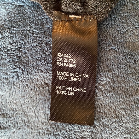 Dex Black Drape Front Linen Top - Picture 8 of 12